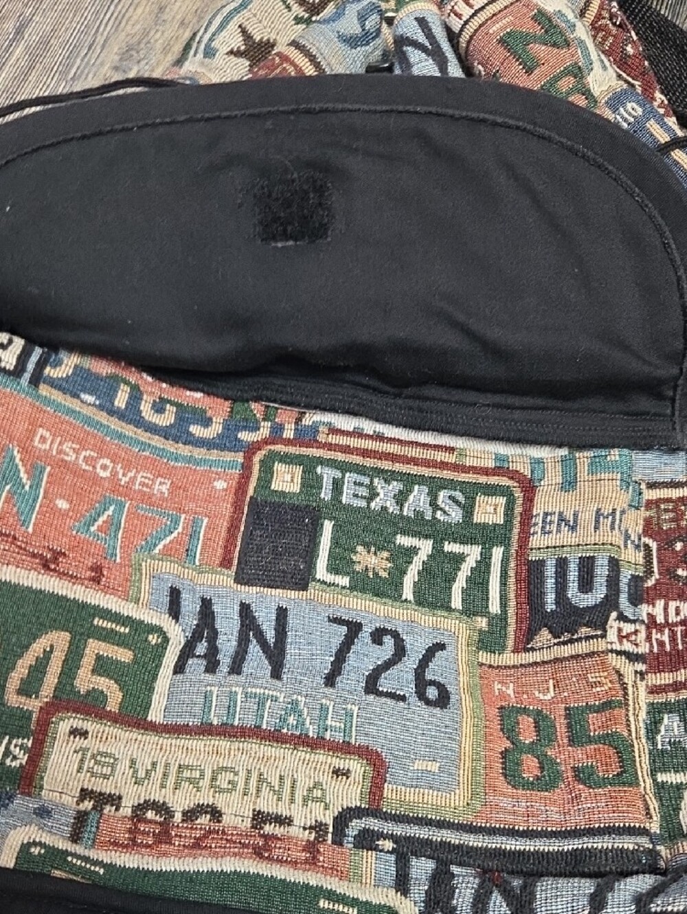 Canvas License-Plate Pattern Drawstring Backpack - Multicolor - Picture 3 of 5